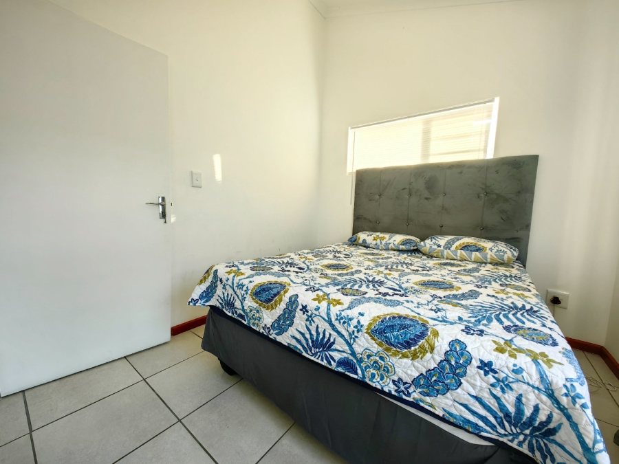 2 Bedroom Property for Sale in Stratford Green Western Cape